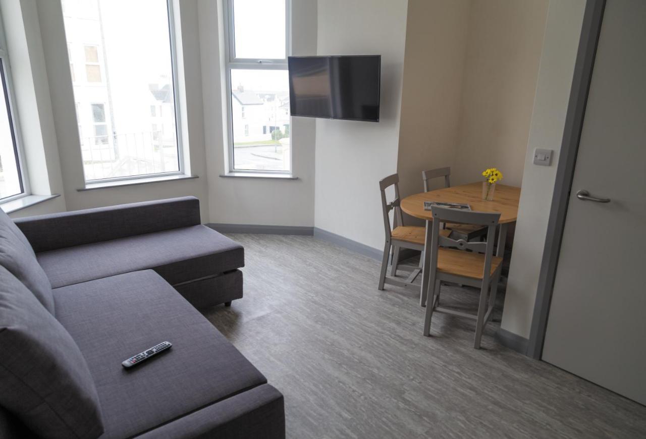 White Hall Портраш Екстер'єр фото