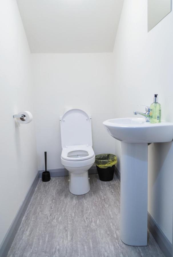 White Hall Портраш Екстер'єр фото